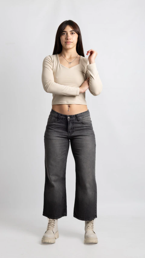 990 | RECTO CROP GRIS PULIDO TIRO MEDIO RIGIDO ANDAR JEANS