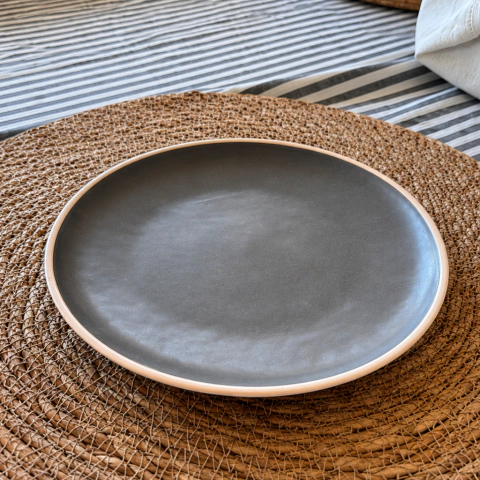Plato Playo Gris Oscuro 20 cm juego x 6