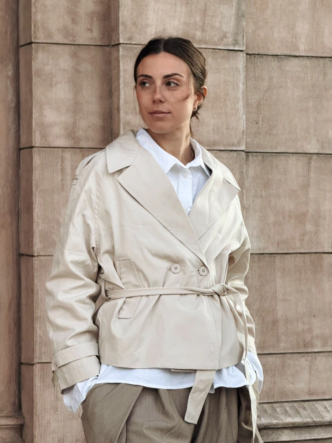 TRENCH CROP BEIGE - comprar online