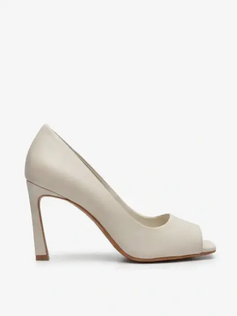 Peep Toe Salto Alto Confort Couro Off White