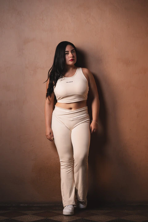 Conjunto top y pantalones acampanados
