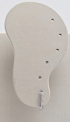 Brinco Argola Retang. Zirconia - Illune Semijoias 