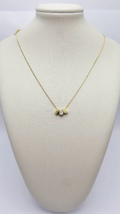 COLAR GOTA COM DETALHE EM RÓDIO BRANCO | BANHADO A OURO E RÓDIO BRANCO na internet