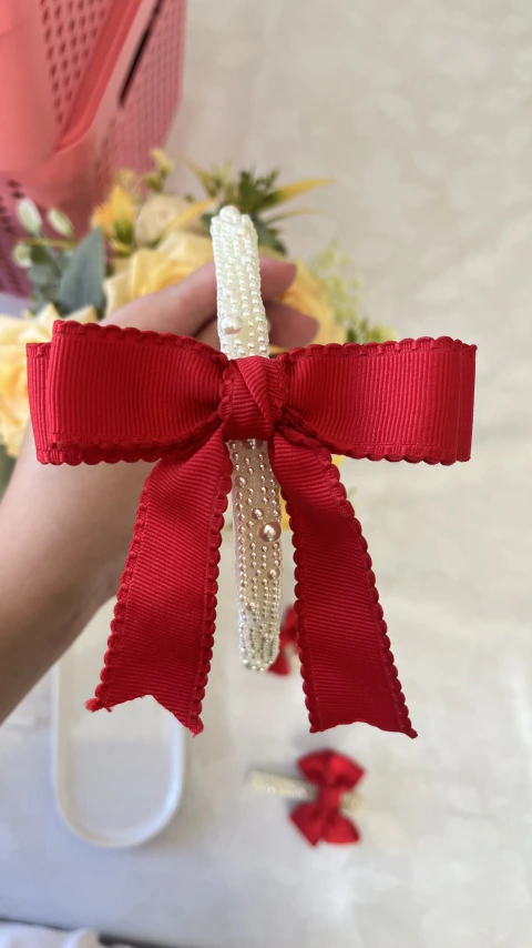 Tiara perolada com laço cotelê - comprar online