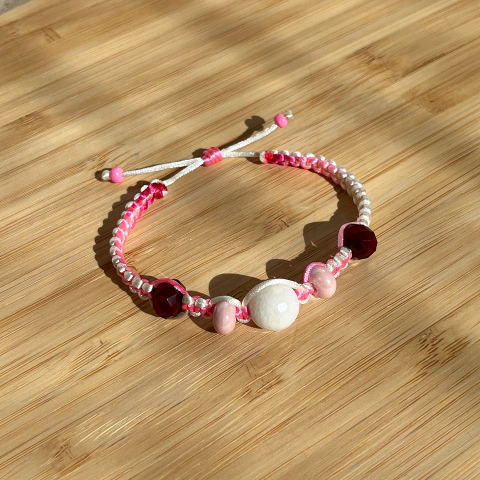 Pulseira Shamballa Quartzo Branco Cristal Vinho e Porcelana