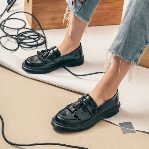 Sapato Mocassim Bambolim Estilo Veggie Verniz Preto - comprar online