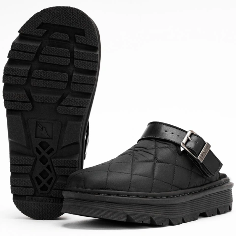 Clog Estilo Veggie Matelassê Preto na internet