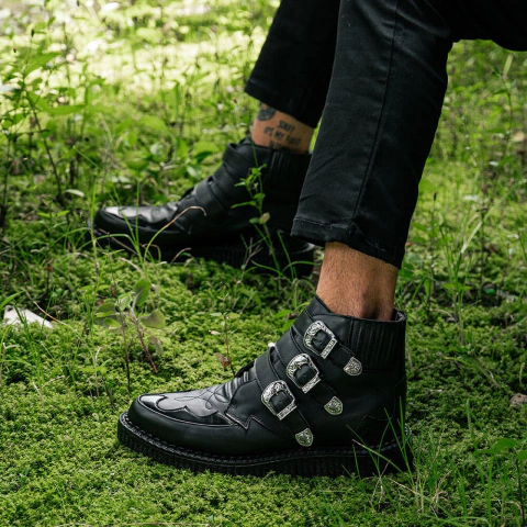 New Creeper Bico Fino Estilo Veggie Elvira Preto - loja online