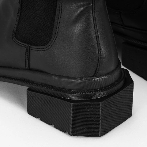 Bota Chelsea Cano Baixo Toledo Preto - comprar online