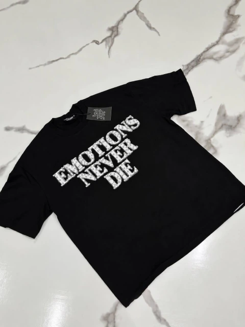 Remera MIXED EMOTIONS