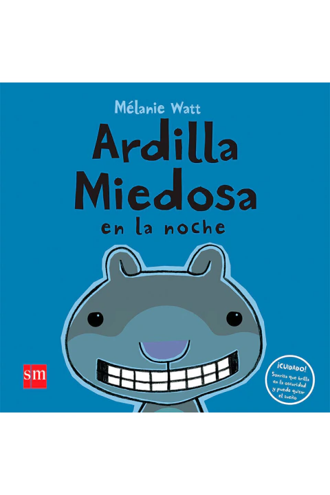 Ardilla miedosa en la noche