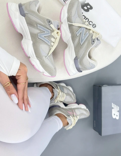 New Balance 9060 Cinza/Rosa - comprar online