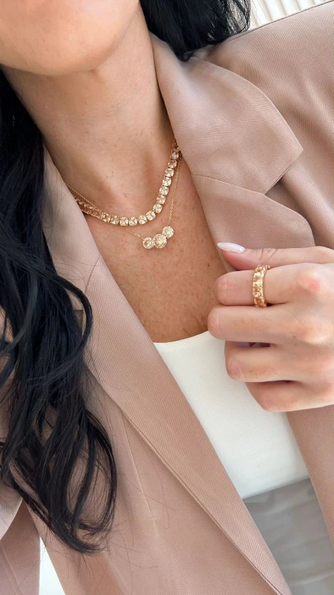 COLAR TRES ZIRCONIAS CRESCENTES CHAMPAGNE