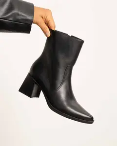 Bota Couro Salto Bico Fino - loja online