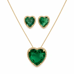 CONJUNTO CORAÇÃO CRAVEJADO ZIRCONIA VERDE ESMERALDA