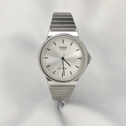 Relógio Casio MQ-24D-7EDF Prata Analógico Unissex Original
