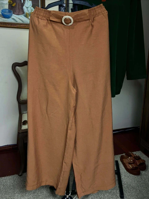 Calça pantalona marrom