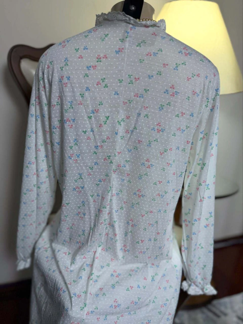 Camisola vintage longa estampada com renda
