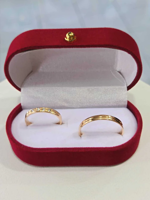Argollas de Matrimonio Modelo Neuchatel Aura