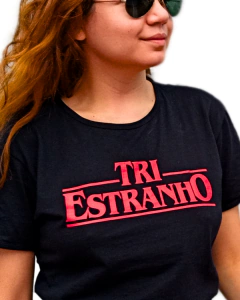 Tri Estranho