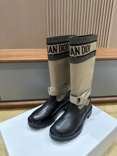 bota Dior D-Major