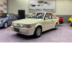 Miniatura Carrinho Ford Escort Xr3 Branco 1992 1/24 Nacional na internet