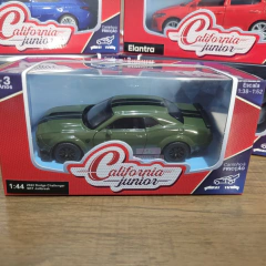 Miniatura Carrinho Dodge Challenger SRT California 1:44 na internet