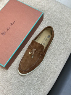 Imagem do Loro Piana Summer Walk