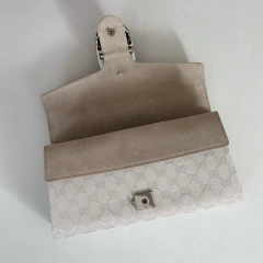 Bolsa Gucci Dionysus GG Supreme na internet