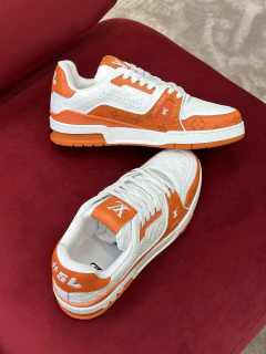 Tênis Louis Vuitton LV Trainer na internet
