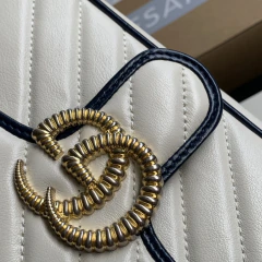 Gucci GG MARMONT 22 centímetros - comprar online
