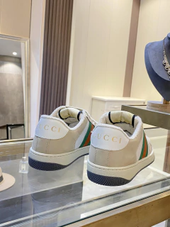 Tênis Gucci Screener na internet