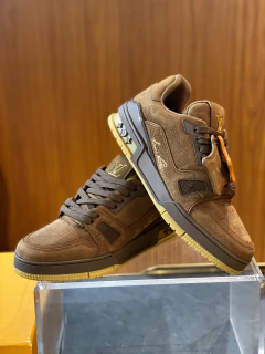 Tênis Louis Vuitton LV Trainer - comprar online