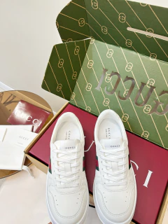 Tênis Gucci Chunky na internet