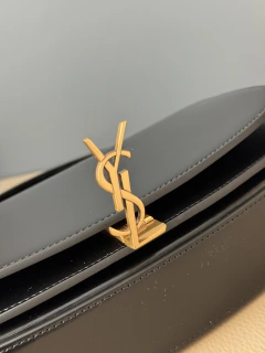 Bolsa Saint Laurent Voltaire - Zoe Imports