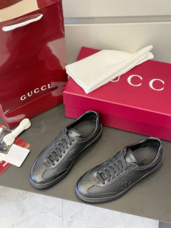 Tênis Gucci