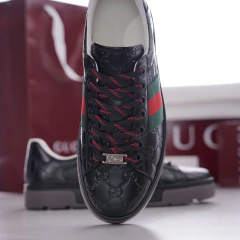 Gucci Ace feitos de couro preto - comprar online