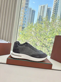 Imagem do Loro Piana Week End Walk