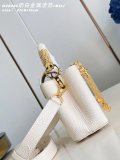 Bolsa Louis Vuitton Capucines Mini - Zoe Imports