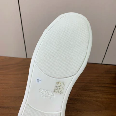 Zegna Triple Stitch na internet