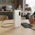 Power Bank con indicador de batería y linterna integrada
