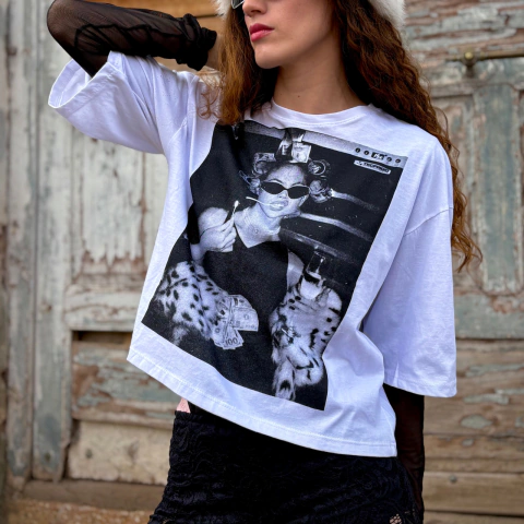 Remera corta estampada