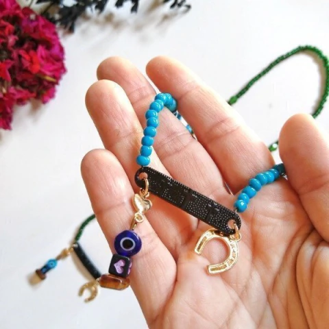 Collar Santuario