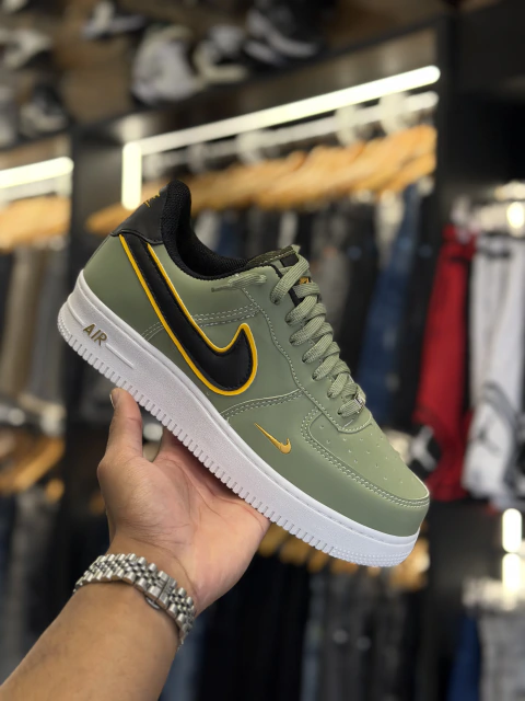 Tênis Nike Air force - Verde Militar