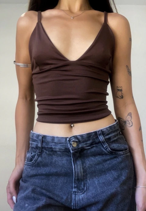 Cropped Isabela