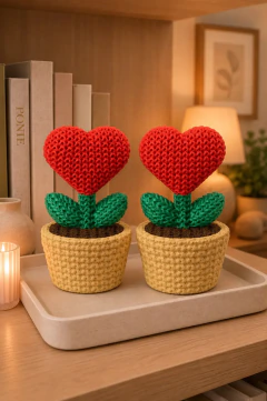 Kit 2 Enfeites Decorativos Coração Estilo Crochê Vermelho