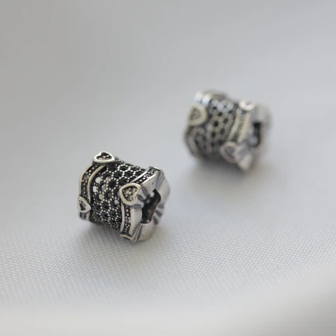 Charm Panal y Corazón