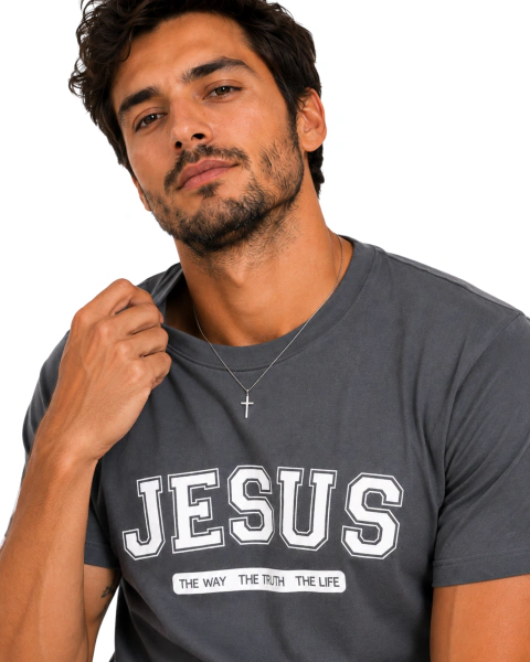 Camiseta Masculina 100% Algodão - Cinza escuro - Jesus - The Way, The truth, The life