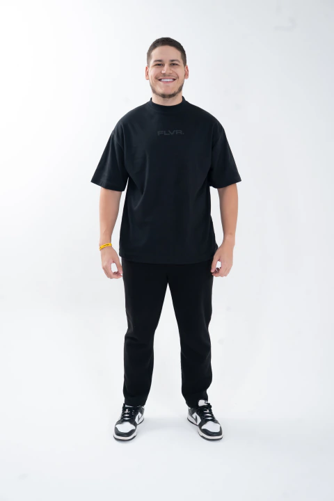 CAMISETA OVERSIZED ESSENTIAL SUEDINE - PRETA
