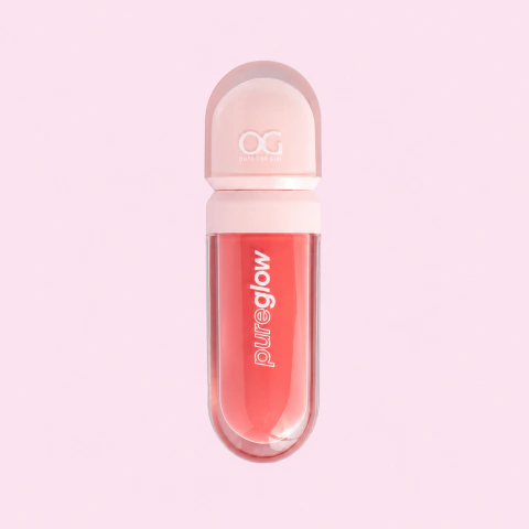 Labial Mate Pure Glow OG de acabado mate, textura cremosa, color intenso y efecto volumen 3D.